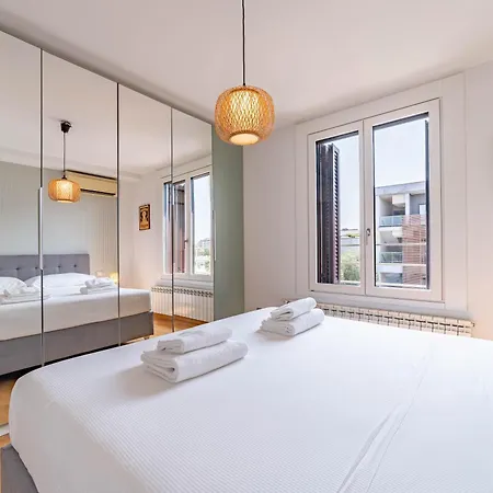 10' Navigli, Penthouse With Panoramic View Μιλάνο