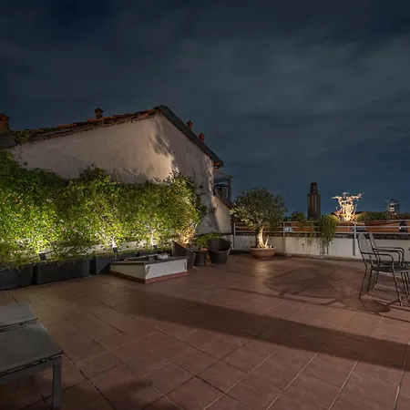 10' Navigli, Penthouse With Panoramic View דירה