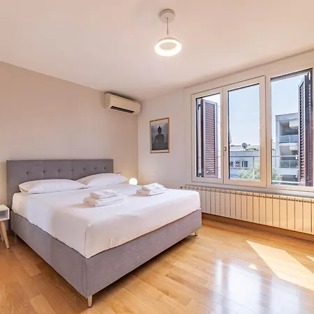 10' Navigli, Penthouse With Panoramic View Appartamento Milano