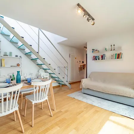 10' Navigli, Penthouse With Panoramic View Appartamento *